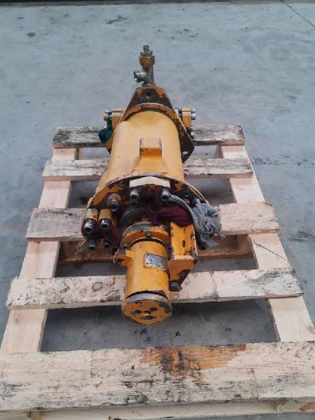 kolumna obrotu Liebherr 900