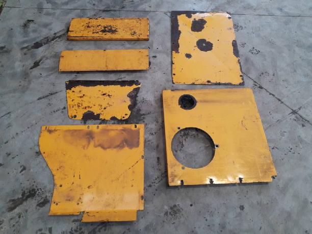 LIEBHERR 900 ELEMENTY KAROSERII